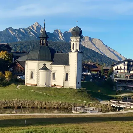 Apartment Cristina - Südbalkon Mit Bergblick Seefeld in Tirol