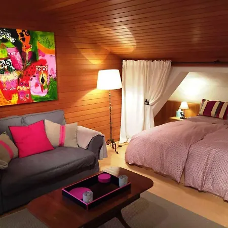 Cristina - Suedbalkon Mit Bergblick * Ζέεφελντ